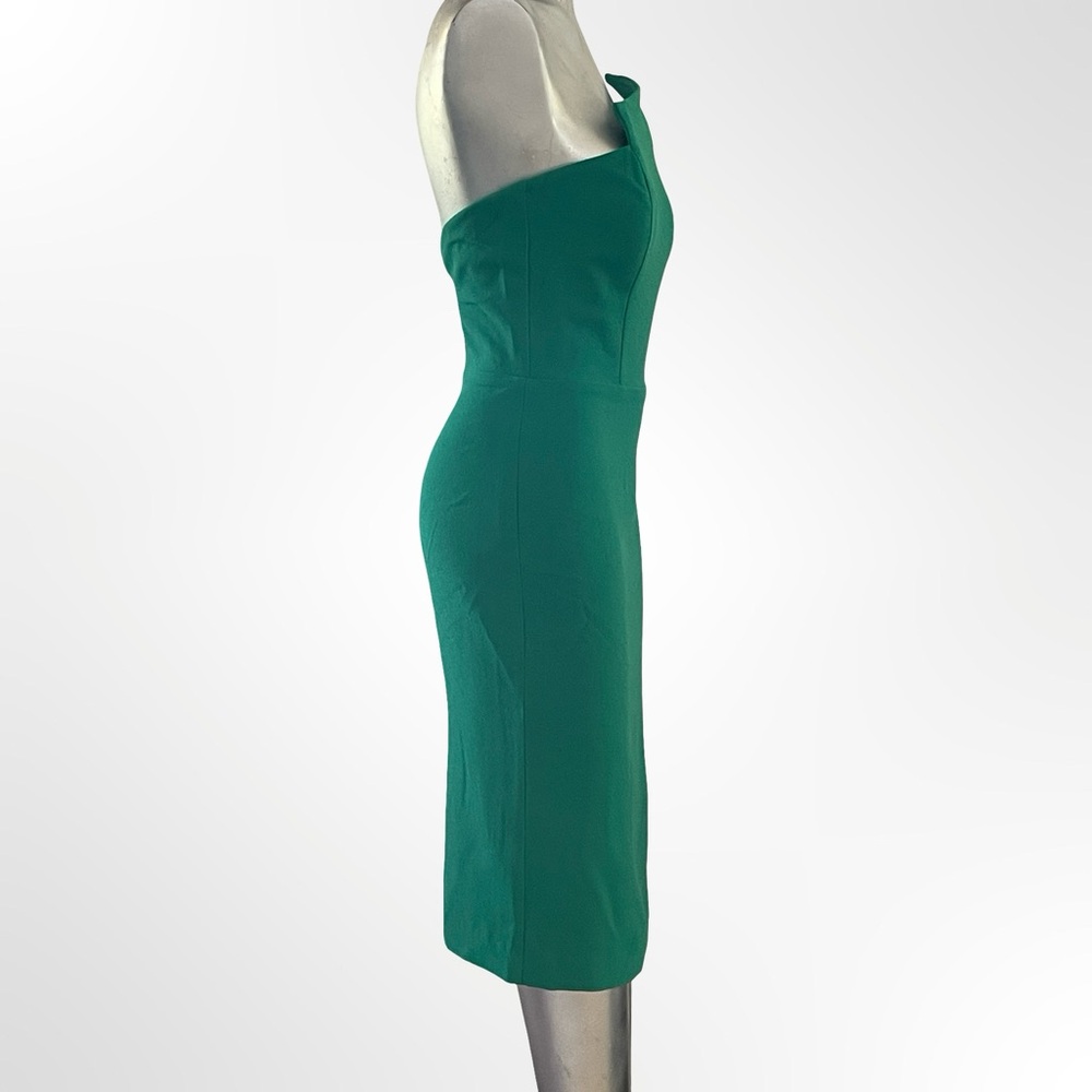 Aida Elegant Green Strapless Dress - Picture 2 of 8
